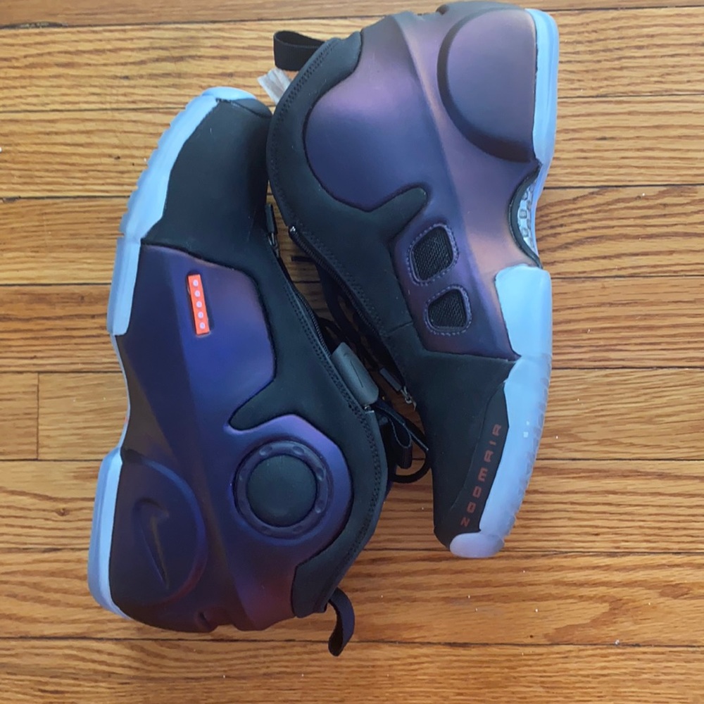 Nike Air flight composite